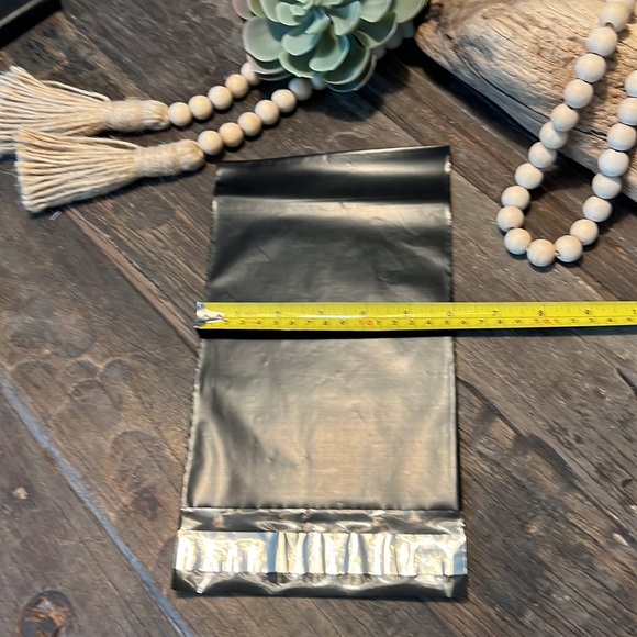 (20) 6” x 9” poly mailers in black with FREE stickers - Picture 5 of 6